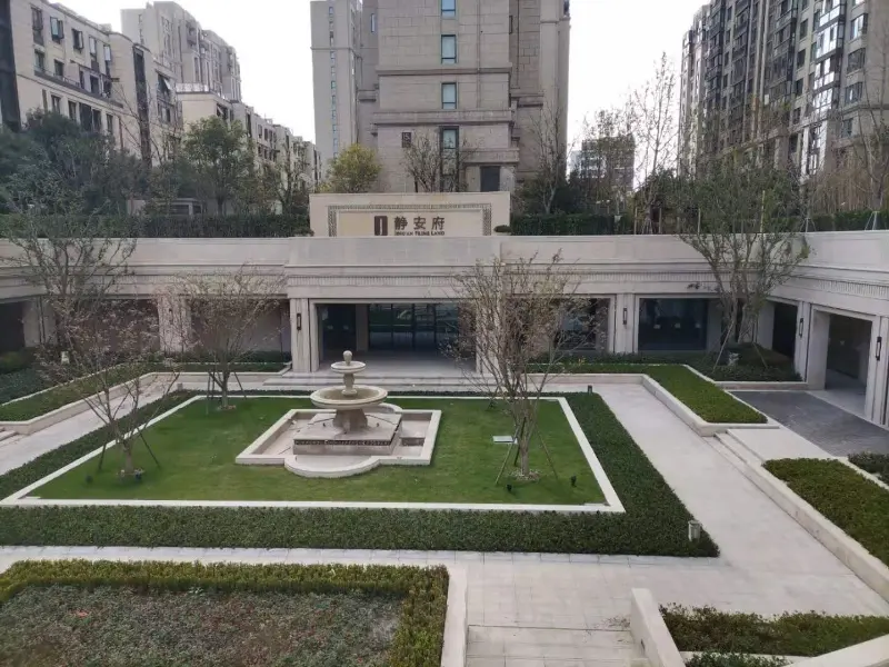 Термопомпата Blueway поддържа проекта за вътрешен плувен басейн в Шанхай Jing’an Mansion с ефективно решение за постоянна температура