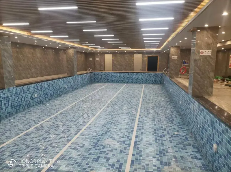 Термопомпата Blueway подобрява комфорта на вътрешния плувен басейн в жилищния проект Yabowen No.1 Mansion
